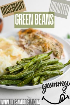 Looking for the ultimate side dish for your holiday table? Look no further! Our Roasted Green Beans recipe will make your family say, 'This is the best green bean side dish I've ever had.' Try it for Thanksgiving, Christmas, or any special occasion and watch your dinner table come alive with flavor. Green Bean Side Dish, Easy Vegetable Dishes, Bean Side Dish, Green Beans Side Dish, Green Beans Recipe, Vegetable Side Dish, Vegetarian Thanksgiving, Roasted Green Beans