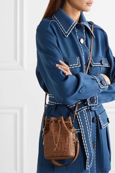 Fall Clothing Trends, Leather Mini Bag, Business Clothes, Tan Jeans, Fall Trends Outfits, Fendi Bag, Women's Bags By Shape, Women's Spurs, Fashion Tops Blouse