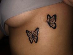 Mini butterfly Tattoo Butterfly Tattoo For Black Women, Tattoo Ideas Waist For Women, Butterfly Tattoo Stomach For Women, Butterfly On Side Tattoo, Baddie Tattoo Aesthetic, Butterfly On Stomach Tattoo, Butterfly On Back Tattoo, Butterfly Tattoo Dark Skin, Baddie Butterfly Tattoo