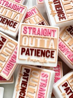 there are many stickers that say straight outa pattence on them in pink and white