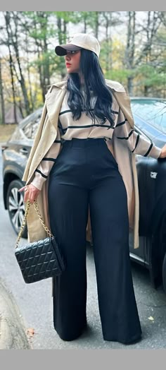 Shorts Corset Outfit, Therapist Wardrobe Work Outfits, Rihanna Business Style, Classy Business Casual Outfits For Women, Olivia Pope Outfits Style Inspiration, Classy Aesthetic Black Woman, Green And Cream Outfit, Classy Black Women Aesthetic, Chic Outfits Black Women