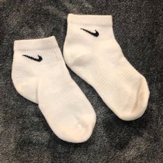 Never Worn Before, Great Condition!! :) Nike White Sporty Socks, Casual White Nike Socks, Nike Socks Women, Black Nike Socks, Nike Ankle Socks, Nike Sweatsuit, Nike Running Leggings, Black Nike Pros, Nike Bra