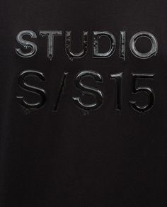 a black shirt with the words studio 515 printed on it