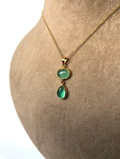 Elegant Green Onyx Round Necklaces, Handmade Gold Green Onyx Necklaces, Green Onyx Gemstone Round Necklace, Luxury Green Onyx Necklace, Elegant Green Onyx Pendant Necklace, Green Onyx Necklace, Green Onyx Stone, Dope Jewelry