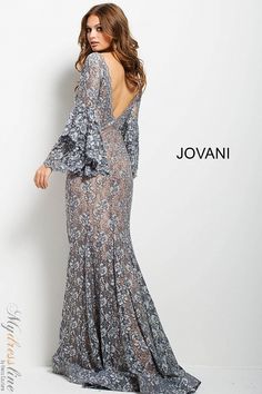 If you are looking for a truly showstopping piece for a special occasion, this is the dress for you! This long, column style gown is crafted from exquisite lace with a dainty V-neck design. Adorned with bell sleeves and a subtle train, this dress exudes timeless elegance. The zipper back ensures a perfect fit and makes it easy to take on and off. Make an unforgettable entrance at your next event in this elegant evening dress or use it as a timeless Mother of the Bride look. Dresses Mermaid Style, Bride Dresses Mermaid, Lace Mermaid Prom Dress, Jovani Prom, Mermaid Prom Dresses Lace, Evening Gowns With Sleeves, Plastic Dress, Mermaid Prom Dress, Long Bell Sleeves