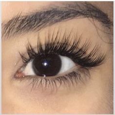 Ivana Santacruz, Maquillage On Fleek, Perfect Eyelashes, Smink Inspiration, Vision Board Manifestation, Longer Eyelashes, Long Lashes