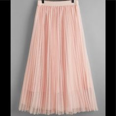 Beautiful Ballet Pink Coloured Mesh Pleated Skirt! Stretchy Waistband, Slightly Flared Shape. Measures Just Over 35 Inches Long! Haut Transparent, Pleated Tulle Skirt, Gonna In Tulle, Easter 2023, Cord Skirt, Pink Pleated Skirt, Ruffle Hem Skirt, Teaching Outfits, Ladylike Style