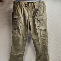 Nwt Tan Very Nice 511 Tactical Pants, Men's Uniform, Carhartt Carpenter Jeans, Streetwear Cargo Pants, Cargo Work Pants, Camo Men, Khaki Cargo Pants, Uniform Pants, Camo Cargo Pants