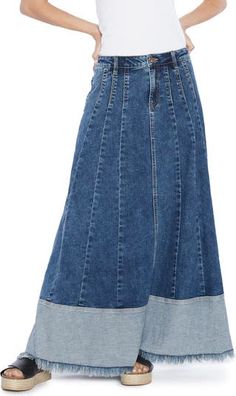 Denim Refashion, Crochet Skirt Pattern, Outfit Retro, Denim Skirt Outfits, Denim Decor, Denim Maxi Dress, Maxi Skirt Outfits, Trendy Skirts