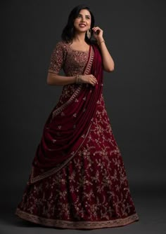 Flared Lehenga, Indian Bridesmaid Dresses, Lehenga Saree Design, Simple Lehenga, Bridal Sarees South Indian, Half Saree Lehenga, Long Gown Design, Lehenga Designs Simple