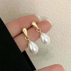 Pearlescent Waterdrop Earrings Earrings Ecuyeres Gold Teardrop Pearl Earrings, Versatile Jewelry, Gold Pearl Earrings, Stunning Earrings, Girls Jewelry, Pearl Drop Earrings, Bridal Earrings, Jewelry Earrings Studs, Luxury Jewelry