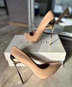 Stilletos Heels Classy, Elegant Shoes Heels, Nude High Heels, Pretty Shoes Sneakers, Classy Shoes