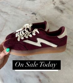 Love+these+Marion+sneakers+#fallsneakerd+#sneakers+  #LTKSeasonal+#LTKFindsUnder50+#LTKShoeCrush Burgundy Sneakers Women Outfit, Burgundy Sneakers