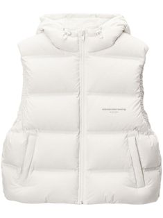 white down-feather filling padded design front zip fastening drawstring hood sleeveless logo print to the side reflective detailing two side welt pockets straight hem cropped Duos Costume, Puffer Vest White, White Fur Vest, Cropped Puffer Vest, Hooded Puffer Vest, Duo Costumes, White Puffer Vest, Puffy Vest, Wardrobe Edit