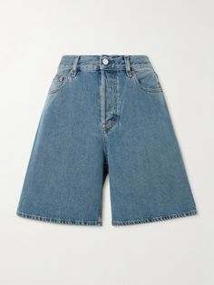 Gucci's Bermuda-style shorts will be an unsung hero in any wardrobe. They're cut from denim and fall to a versatile knee length. Tuck in the brand's blouses into the high-rise waistband. Gucci Denim, Unsung Hero, Flat Dress Shoes, Dress Flats, Fashion Days, Style Shorts, Ski Wear, Lingerie Sleepwear, Everyday Wardrobe