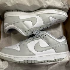 Nike Dunks Low,Grey Fog Trendy Shoes Sneakers, Dr Shoes, All Nike Shoes, Cute Nike Shoes, Hype Shoes, Shoe Inspo, Aesthetic Shoes, Swag Shoes, Grey Nikes