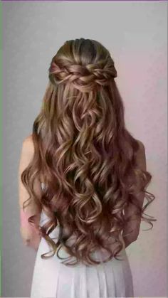 Hey there, fellow brunette beauties! Are you ready to slay the prom night with some fabulous hairstyles for your luscious long locks? We've got you covered with 15 stunning ideas that will make heads turn and cameras click all night long. So, grab your hairbrush and let's dive into the world of elegant and unique Hairstyles For Long Brunette Hair, Prom Hair Brunette, Easy Prom Hairstyles, Curly Prom Hair, Long Brunette Hair, Braided Hairdo, Gothic Hairstyles, Simple Prom Hair, Hair Up Or Down