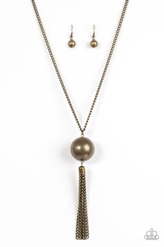 Big Baller Brass Necklace Paparazzi Accessories Jewelry, Mixed Metal Jewelry, Beaded Pendant Necklace, Paparazzi Accessories, Brass Necklace, Affordable Jewelry, Paparazzi Jewelry, Stylish Jewelry, Brass Chain