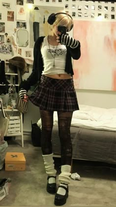 Katie Fitch, Moda Grunge, Grunge Goth, Mall Goth