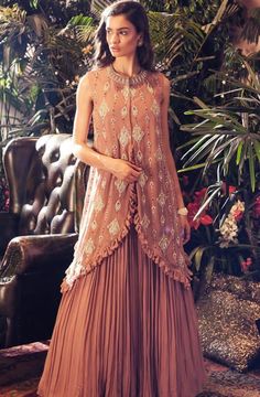 Bhumika Sharma, Peplum Design, Western Gown, Heavy Dresses, Afghan Jewelry, Indian Gowns Dresses, Indian Gowns, Designer Party Wear Dresses, Party Wear Indian Dresses