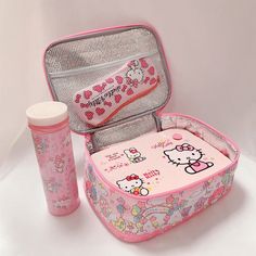 Material: Oxford cloth + thermal insulation cotton Size: length 28X width 20X height 10.5cm   Just a thermal bag, no lunch box Kawaii Rectangular Lunch Box Gift, Kawaii Rectangular Lunch Bag For School, Girly Kitchen Decor, Hello Kitty Lunch Bag, Sanrio Backpack, Student Lunch, Hello Kitty Handbags, Cute Lunch Boxes, Lunch Box Containers