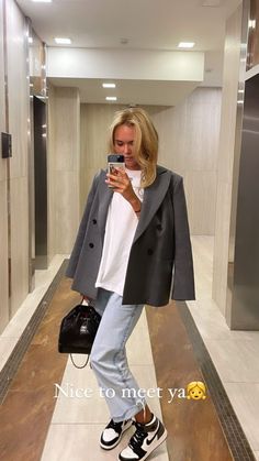 Outfit Jordan, Adrette Outfits, Feminine Clothes, Skandinavian Fashion, Cosy Winter, Looks Street Style, Outfit Fall, Fashion Mistakes, Mode Inspo