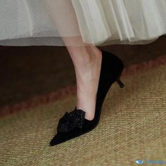 Orcajump - Exquisite Formal Shoes with Whimsical Feline and Insect Motif Elegant Slip-on Court Shoes For Party, Elegant Party Court Shoes Slip-on, Elegant Black Flat Heel Wedding Shoes, Ladies Evening Wear, Cat And Butterfly, Trendy High Heels, Evening Heels, Formal Wear Women, Embellished Shoes