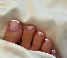 French Tip Pedicure, French Toe Nails, Cute Toe Nails, Summer Toe Nails, Toe Nail Designs, Prom Nails