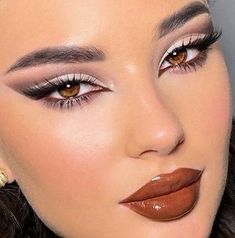 Prom Makeup For Almond Eyes, Prom Eyeshadow Looks For Green Dress, Arab Makeup, Arabic Eye Makeup, Almond Eye Makeup, Fox Makeup, Hazel Eye Makeup, Arabic Makeup, Eye Makeup Styles