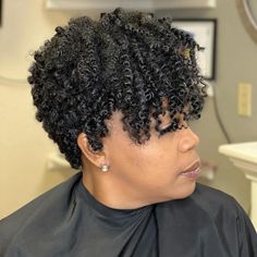 Sassy Short Crochet Cut Short Crochet Braid Styles, Short Crochet Braids Hairstyles, Crochet Braids Hairstyles Curls, Short Curly Crochet Hair, Short Crochet Braids, Crochet Curls, Short Crochet, Curly Crochet Hair Styles, Curly Weave Hairstyles