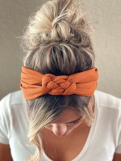 "Welcome to MiaMaries! Thanks for stopping by! These chunky headbands are much thicker than the smaller headbands in my shop! 🤗 Adult size is a 21\" circumference! When ordering a set - Please specify in the \"Notes\" when purchasing, which combination you would like. If you choose CUSTOM SIZE please measure your head circumference to the nearest half inch then write that in the \"Note to Seller\" section when ordering. CUSTOM ORDERS ARE AVAILABLE if you would like to combine styles or differen Small Headband, Knit Headbands, Sailor Knot, Womens Headband, Sailor Knots, Soft Headbands, Turban Headband, Headband Styles, Turban Headbands