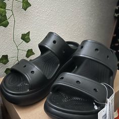 New Got Wrong Size In Mail Womens Size 10 Mens 8 Casual Black Sport Sandals, Black Casual Sport Sandals With Round Toe, Crocs Crush, Shoes Crocs, Crocs Black, Women's Crocs, Crocs Shoes, Women's Shoes Sandals, Shoes Sandals