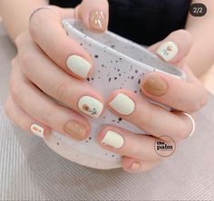 Minimal Nail Design, Summer Nails Art Designs, Summer Nails Art, Basic Nail, Simpul Makrame, Nails Art Designs