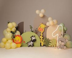 Decor Ultah, 1st Birthday Photoshoot Ideas, First Birthday Decoration Ideas, One Year Photography, Wooden Backdrop, Baby First Birthday Cake, Photography Cake