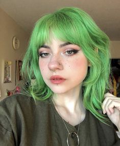 Pastel Green Hair, Shaved Hair Designs, Emo Scene Hair, Korean Hair Color, Different Hair Colors, Pretty Hair Color, Scene Hair, Hair Dye Colors