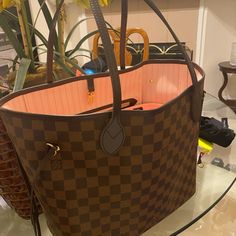 Offers Welcomed - Will Ship Same Day If Purchased Before 4pm Louis Vuitton Neverfull Damier Mm Pink Rose Ballerina Interior Excellent - Like New Condition I Had An Interior Compartment Thing Inside Straps Are Very Stiff, Basically Brand New Only Worn Twice And Place In My Purse Closet. Comes With Dust Bag No Date Code-Made After 21 Authenticated Pink Neverfull Louis Vuitton, Never Full Bag, Purse Closet, Rose Ballerina, Louis Vuitton Neverfull Damier, Lv Tote, In My Purse, Monogram Outfit, My Purse