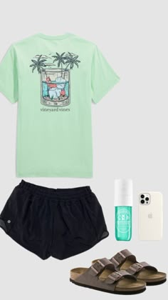 Tropical Outfits For School, Hawaii Outfits School Spirit, Obx Aesthetic Outfit For School, Hawaii Outfits Preppy, What To Wear To A Theme Park In Summer, Cute Disney Fits Summer, Comfy School Outfits, Cute Middle School Outfits, Cute Highschool Outfits