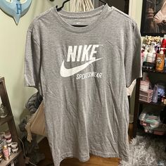 Gray Men’s Nike T-Shirt With Nike Logo Size Medium Brand New With Tags Nike Tshirt, Nike Shirts, Nike Logo, Men's Nike, Nike Men, Tee Shirts, Mens Shirts, Man Shop, Size Medium