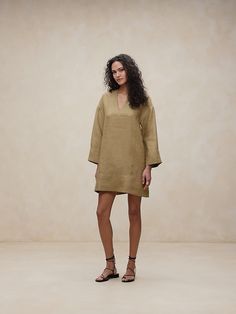 European Linen Kaftan Mini Dress | Banana Republic Fall Vacation Tunic With Relaxed Fit, Relaxed Fit Tunic Dress Unlined, Spring Linen V-neck Kaftan, Chic Linen Tunic For Vacation, Relaxed Linen Dress For Vacation, Relaxed Linen Vacation Dresses, Oversized Linen Kaftan For Spring, Elegant Linen Kaftan For Summer, Casual Linen V-neck Kaftan