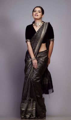 डिजाइनर कपड़े, Indian Sari Dress, Saree Blouse Patterns, Silk Saree Blouse Designs