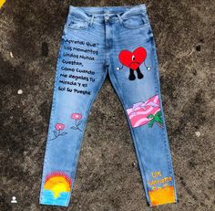 Costume Jeans, Valentine Wallpapers, Fireplace Tv Wall Decor, School Spirit Week, Denim Diy Clothes, Diy Pants, Room 2023, Creative Outfits, Girl Gang Aesthetic