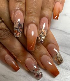 Brunch Nail Ideas, Fall Acrylic Nail Designs Autumn, Orange Nail Designs Fall, Ombre Nails Fall Colors, Birthday Nails Fall, Novemember Nails, Fall Ombre Nails Ideas, Ombre Fall Nails, Autumn Ombre Nails