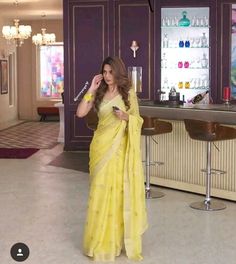 Jennifer Winget In Saree, Event Decor Ideas, Jennifer Dress, Indian Wedding Gowns, Everyday Casual Outfits, Sari Blouse Designs, Indian Saree Blouses Designs