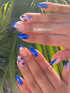 star nail design: blue chrome Nail Designs Stars, Cute Prom Nails, Nails Funky, Star Nail Designs, Blue And White Nails, Star Nail, Star Nail Art, Chrome Nails Designs