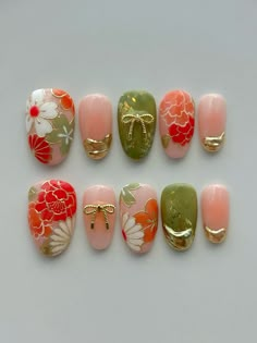 @zeroday.nails Kimono Nail Art, Japanese Spring Nails, Vietnamese Nail Design, Japanese Nail Trends, Japan Themed Nails, Nails Japanese Design, Kimono Nails, Vietnamese Nails, Geisha Nails