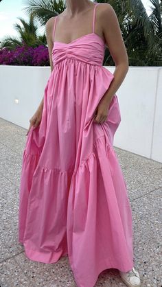 Spring Romantic Outfit, Elegant Beach Dress, Pink Dress Summer, Look Boho Chic, Gala Dresses, Vintage Style Dresses, Lovely Clothes, Mode Vintage