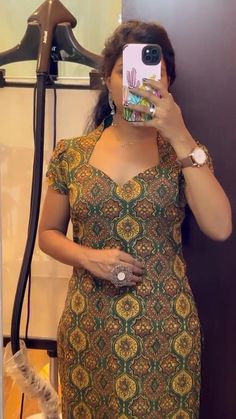 Churidar Suit Design, How To Dress Up In Kurti, Short Hand Models For Blouses, Kurti Designs Latest Stitching, Kurthi Pattern Latest, Cotton Stitched Kurti Designs, Chudidar Neck Model, Salwar Stitching Designs, Kurtis Models For Stitching