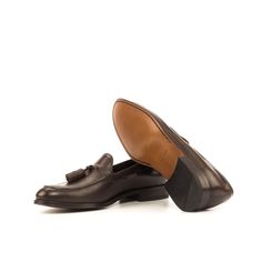 Wachiwi Loafers - Q by QS Business Tassel Loafers With Brogue Detailing And Round Toe, Semi-formal Round Toe Tassel Loafers With Rubber Sole, Brown Slip-on Tassel Loafers For Formal Occasions, Formal Tassel Loafers With Stitched Sole, Slip-on Leather Shoes With Brogue Detailing For Business Casual, Formal Tassel Loafers With Textured Almond Toe, Formal Slip-on Tassel Loafers With Stitched Sole, Formal Tassel Loafers With Textured Sole And Almond Toe, Formal Tassel Slip-on Loafers With Stitched Sole