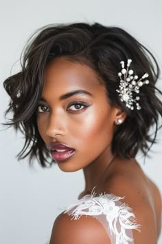 Chic and striking, wedding hairstyles for short hair add unique charm to any bride's look. Here are the top short hairstyles to consider. Long Pixie Wedding Hairstyles, Formal Styles For Short Hair, Bridal Short Hair, Short Hair Updo For Wedding, Formal Short Hair, Wedding Hairstyles Short Hair, Chic Wedding Hairstyles, Pixie Wedding Hair, Short Wedding Hairstyles