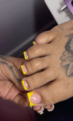 Gel Toe Nails, Acrylic Toe Nails, Acrylic Toes, Gel Toes, Nail Nail, Luxury Nails, Holiday Nails, Toe Rings, Ankle Bracelets